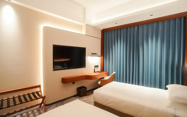 Ocean Hotel