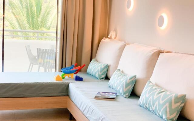 Apartamentos San Miguel Park & Esmeralda Mar