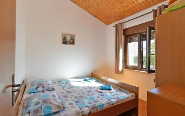 Spacious Apartment in Peroj With Terrace