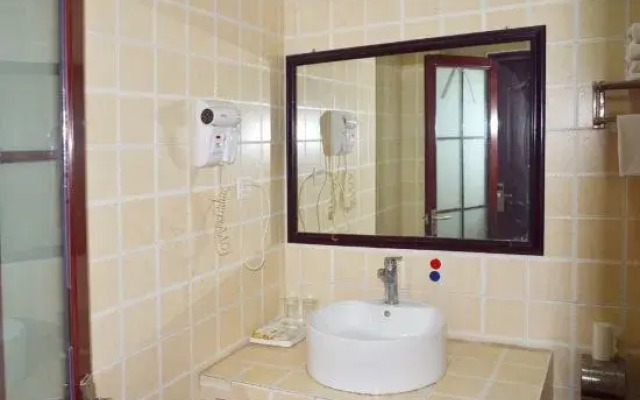 Xinxiang Jinrui Hotel