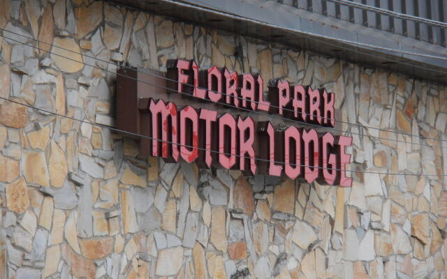 The Floral Park Motor Lodge