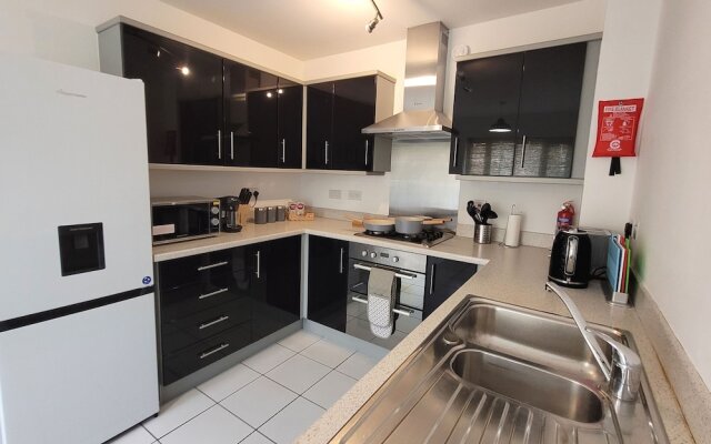 House of 4 Chimneys by Your Lettings UK