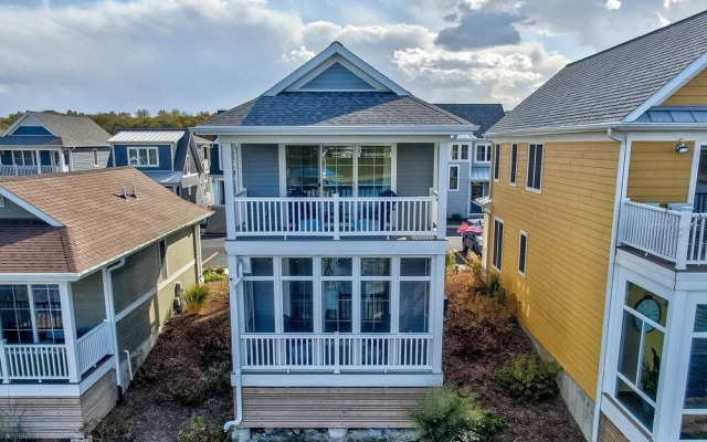 Hook, Wine, & Sinker