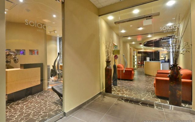 iHOTEL & Conference Center Red Deer