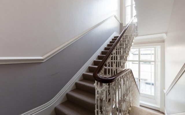 Huge 2 bed in Prime Location