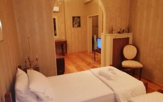 Classy 3Bedroom apartment in Kolonaki