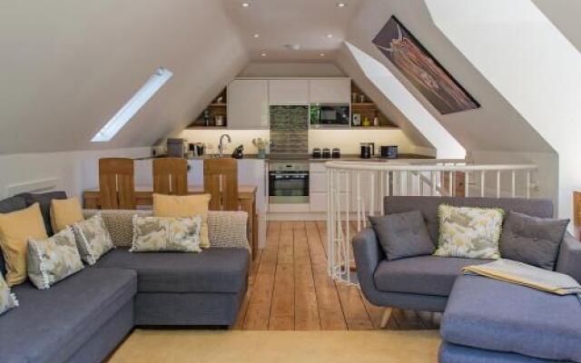 The Manor Coach House