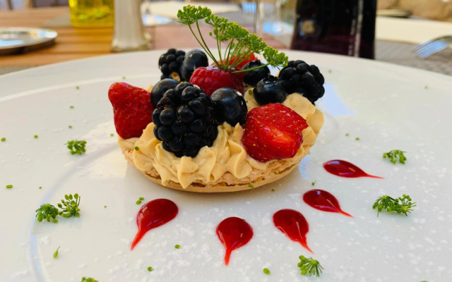 Hotel Spa & Restaurant Cantemerle