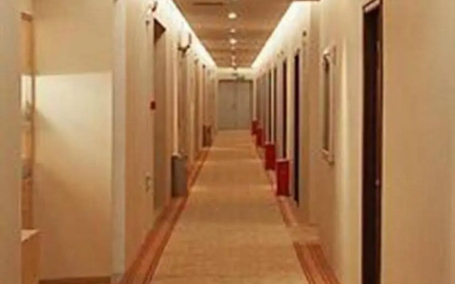 Emerald Holiday Hotel
