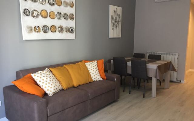 De Angeli Luxury Flat