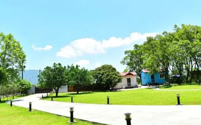 Elizabeth house