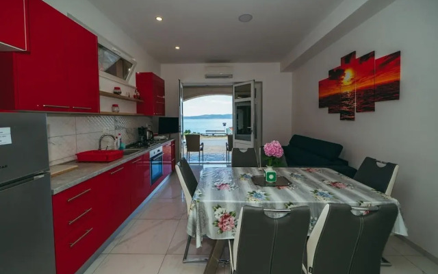 Lovre - Close to the sea - A2 Prizemlje