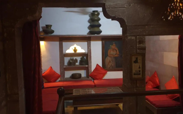 Raj Mandir Boutique Home Stay