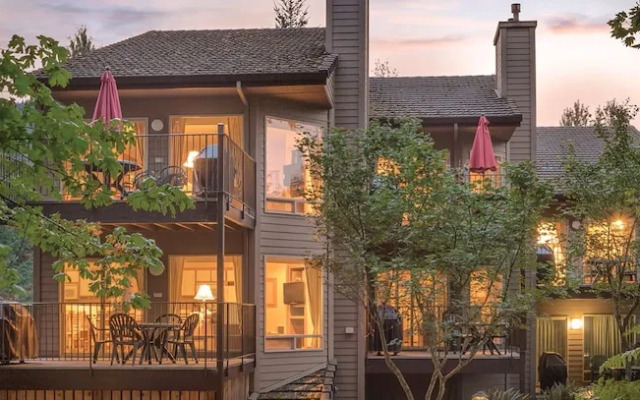 Whispering Woods Resort