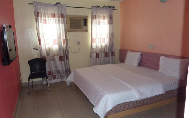 Larex International Hotel