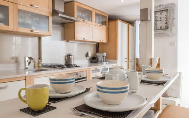 Luxurious West Kensington Home by Olympia London