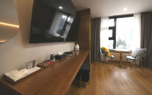 Brown Dot Hotel Ajung