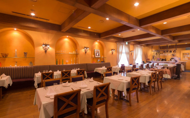 Poppy Springs Resort & Spa