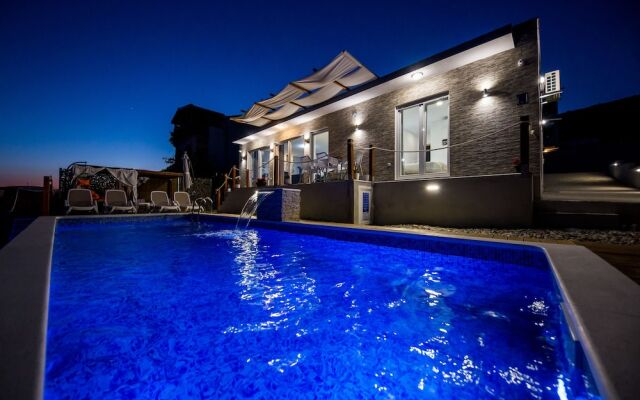 Villa Hedonist