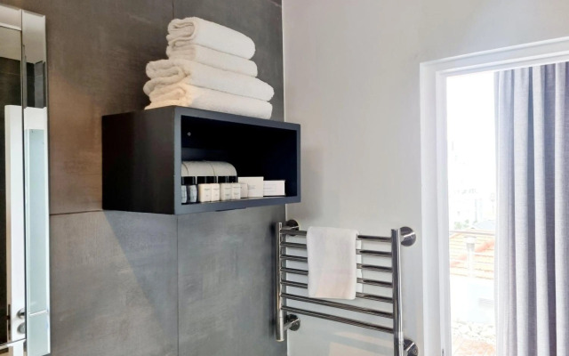 Atlantic Affair Boutique Hotel