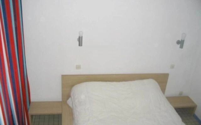 Rental Apartment Les Occitanes - Gruissan 1 bedroom 4 persons