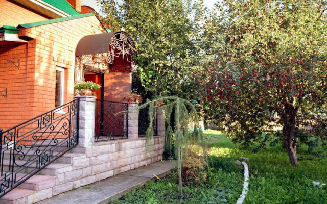 Guest house u Monastyrskoy steny