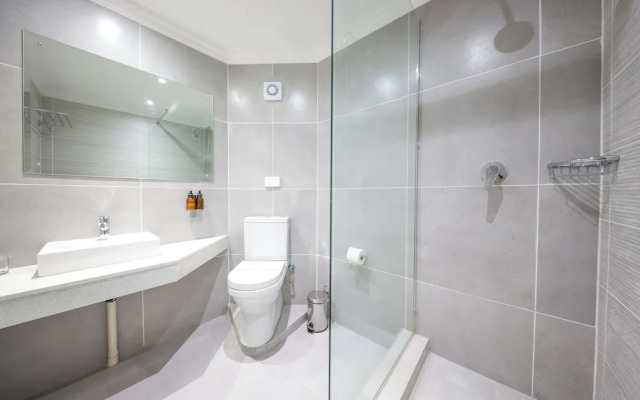 Cresta Botsalo Hotel