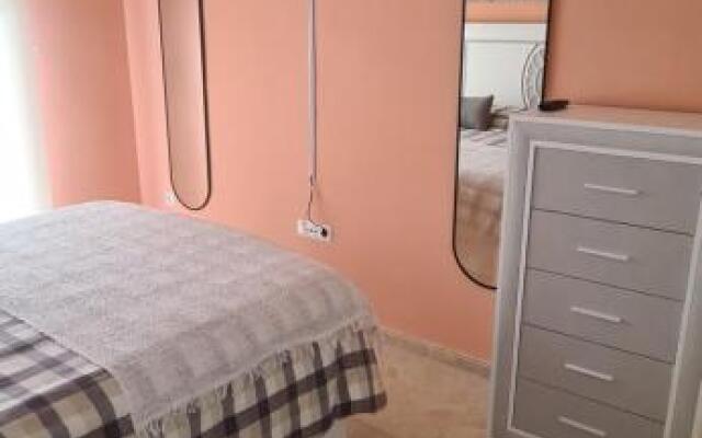 Adrian y Vanessa 2 VFT/JA/00556