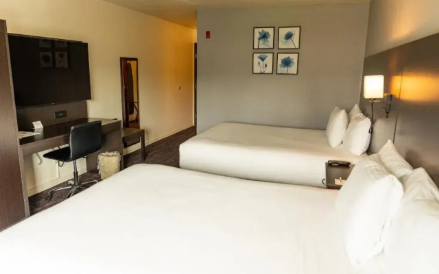 Lake Natoma Inn