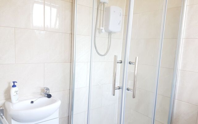 Carmel Serviced Rooms