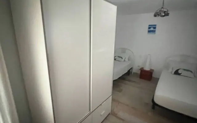 Barbara Gortito, 2 Bedrooms Flat With A Sea View