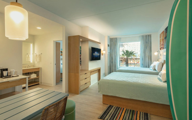 Universal's Endless Summer Resort - Dockside Inn and Suites
