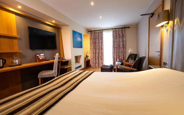 Big Blue Hotel