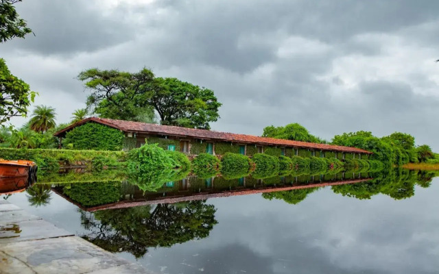 Shikarbadi Hotel