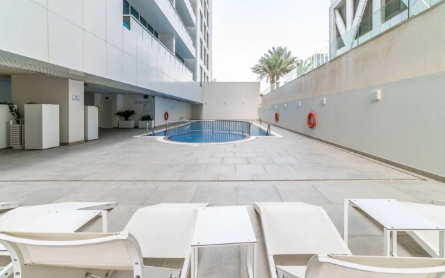 bnbme - 2B-Marinaarcade-507