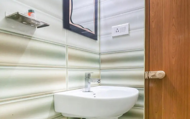 OYO 27738 Ghala Residency Inn