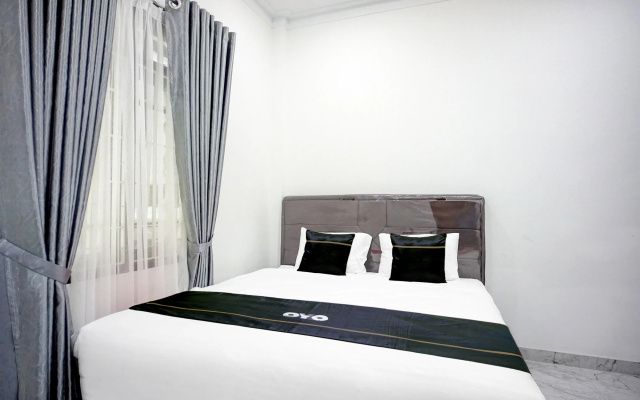 Hotel O Sm Raja Guest House – Guest Rooms – Medan
