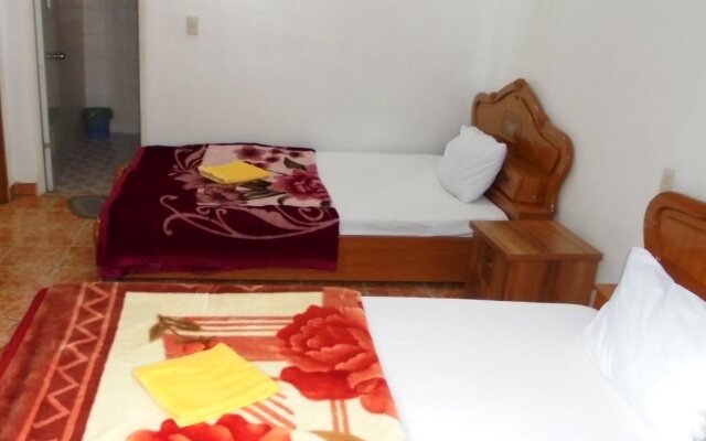 Catba Hostel