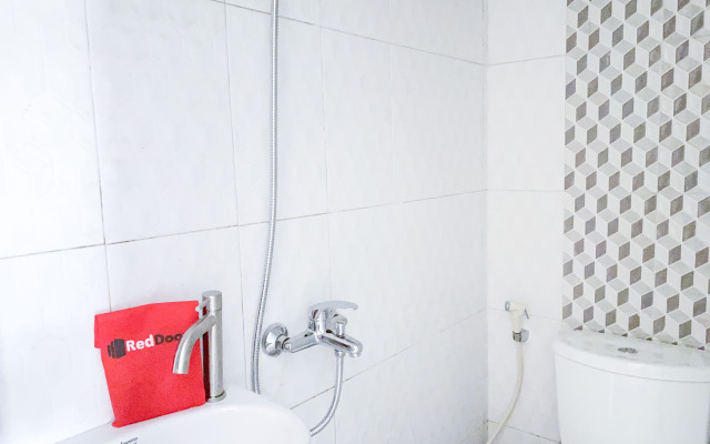 RedDoorz @ Simpang Borobudur