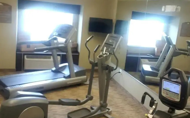 Microtel Inn & Suites by Wyndham Shelbyville