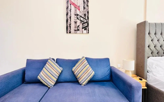 OYO 1233 Home Elite 1 Residence Sports