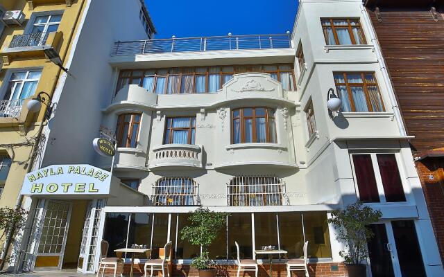 Nayla Palace Hotel