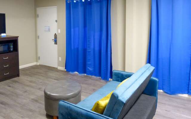 Rodeway Inn & Suites Ontario