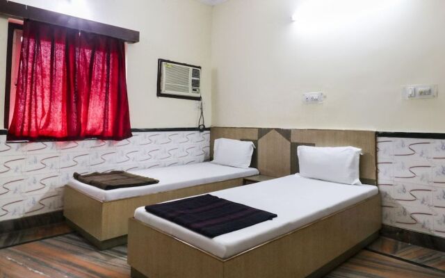 SPOT ON 49918 Hotel Ganapati