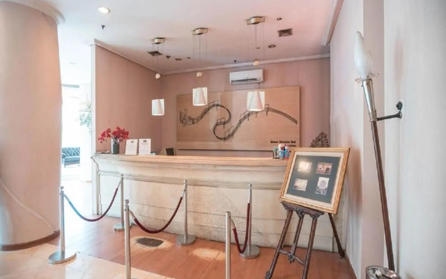 Hotel Bulevar by OYO Rooms