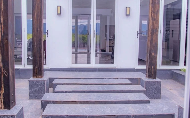 Lake Side Deluxe Villa