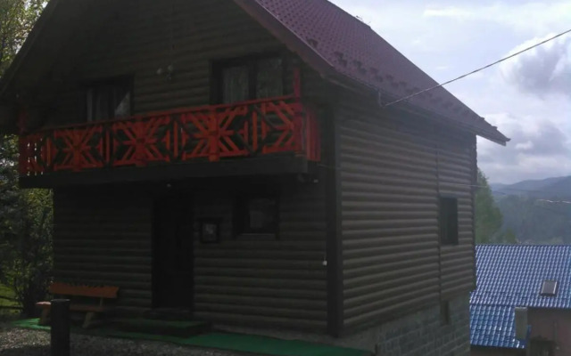 Сімейний котедж КРАЄВИД