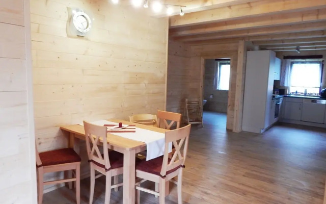 Holzblockhaus Stark