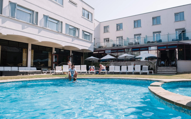 Apollo Hotel
