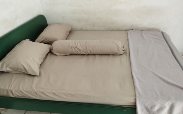 Hotel O Losmen Karunia Katingan Near Kantor Sekretariat PPK Katingan Kuala – Guest Rooms – Pagatan Hilir